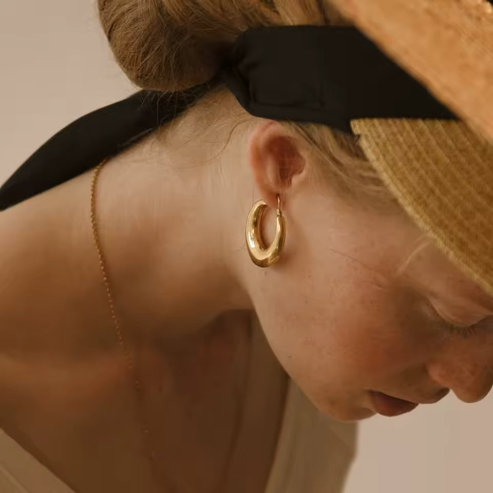 SOPHIA HOOPS
