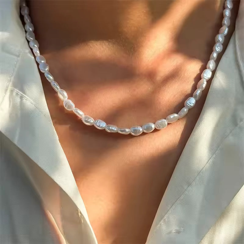 FRESHWATER PEARL NECKLACE